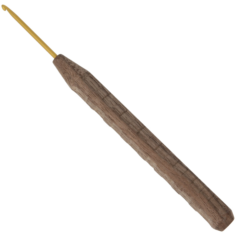 Crochet en laine, noix or 16cm